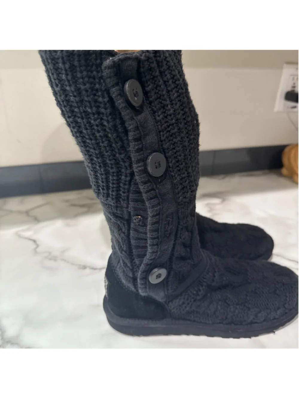 Ugg Leland Sweater Fold Over Boots Women’s 8 Black Slip On Boots Missing Button